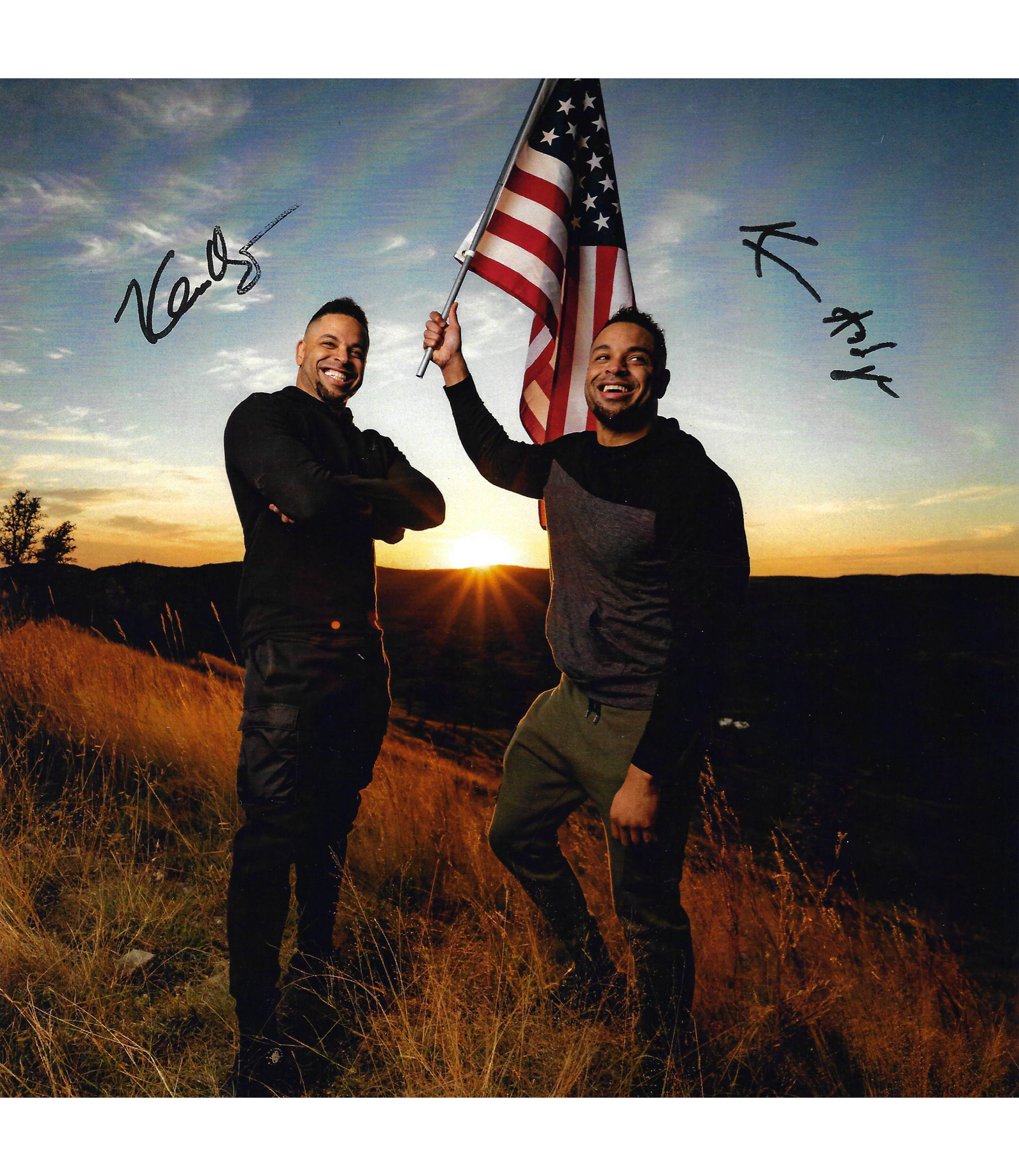 Signed Hodgetwins Photos