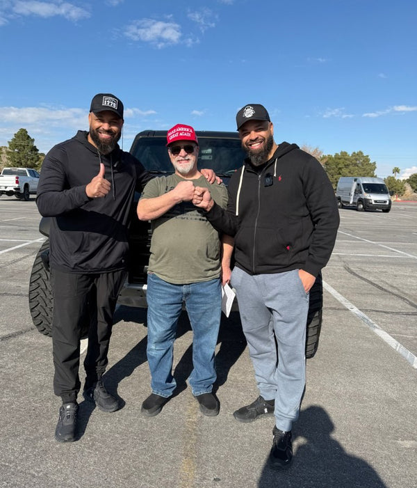 Winner #26 Martin from Colorado with the Hodge Twins